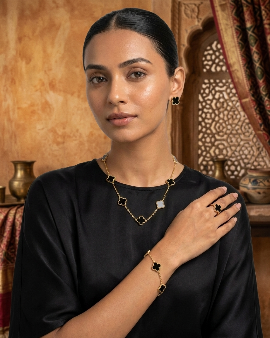 Clover Set ( Necklace , Bracelet , Earrings , Ring ) | Zaryab